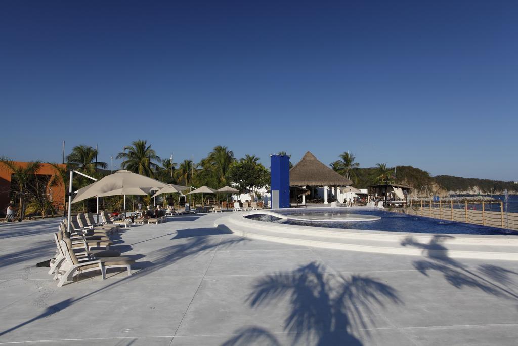 Готель La Isla Huatulco Екстер'єр фото